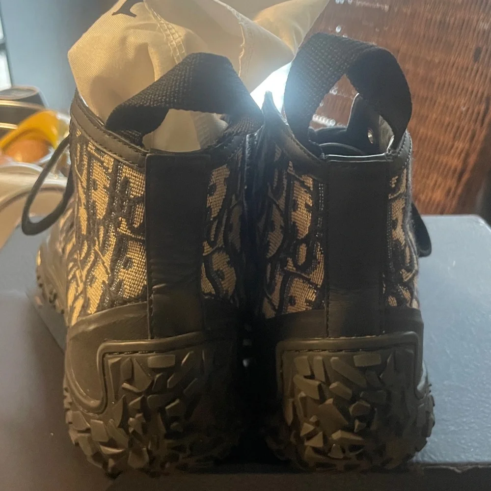 Christian Diors B28 HT - High Top Sneakers - Oblique Transparency - Beige/Black - Picture 4 of 13